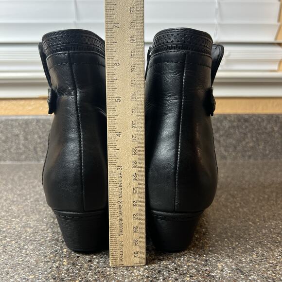 Rockport Black Leather Boots Womens 10 M Zip Up Heel Ankle Bootie Comfort Casual - Picture 8 of 10